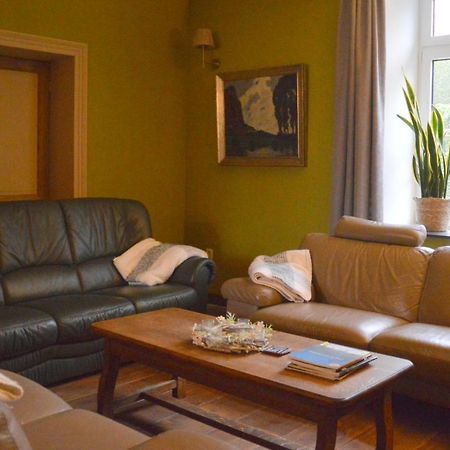 Aux 4 Saules De 4 Wilgen Bed & Breakfast Modave ภายนอก รูปภาพ