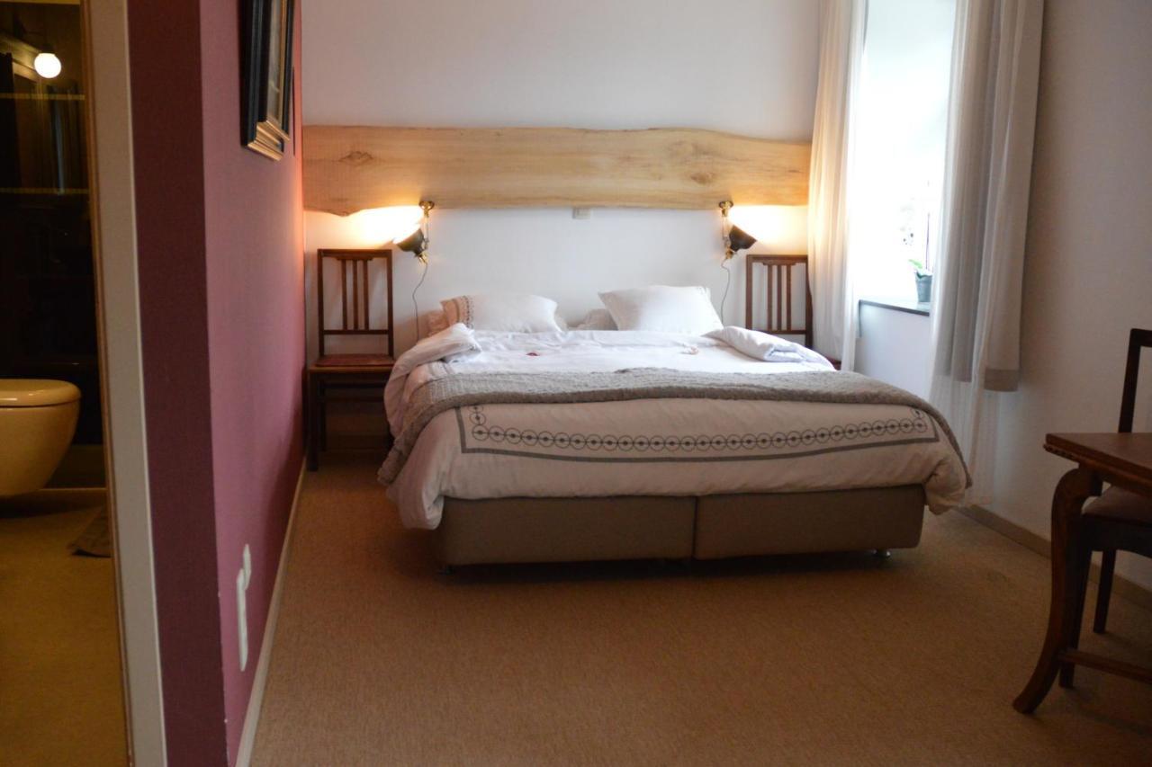 Aux 4 Saules De 4 Wilgen Bed & Breakfast Modave ภายนอก รูปภาพ