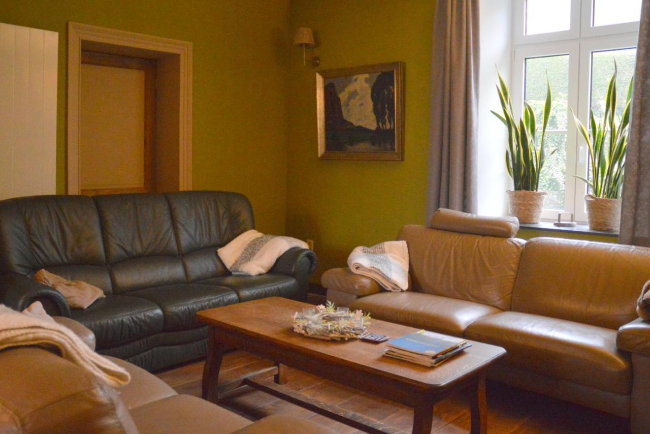 Aux 4 Saules De 4 Wilgen Bed & Breakfast Modave ภายนอก รูปภาพ