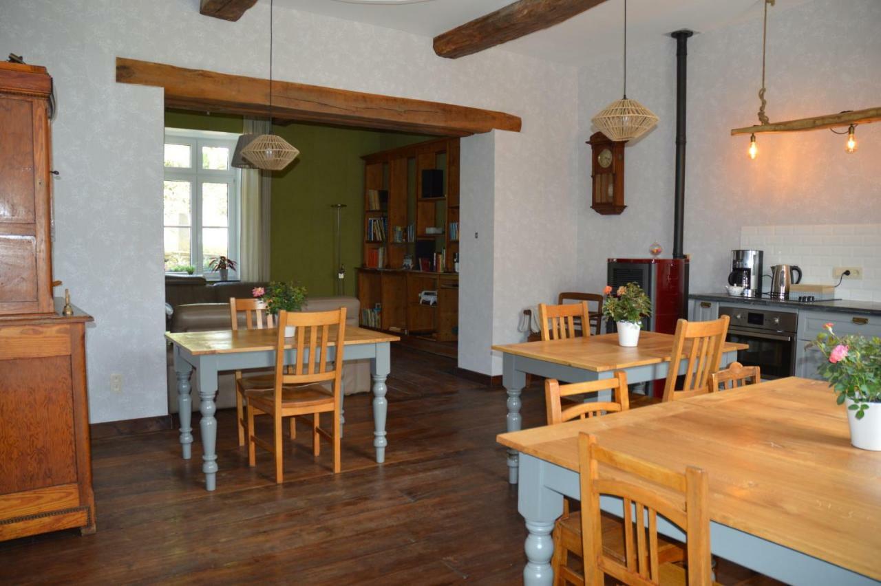 Aux 4 Saules De 4 Wilgen Bed & Breakfast Modave ภายนอก รูปภาพ