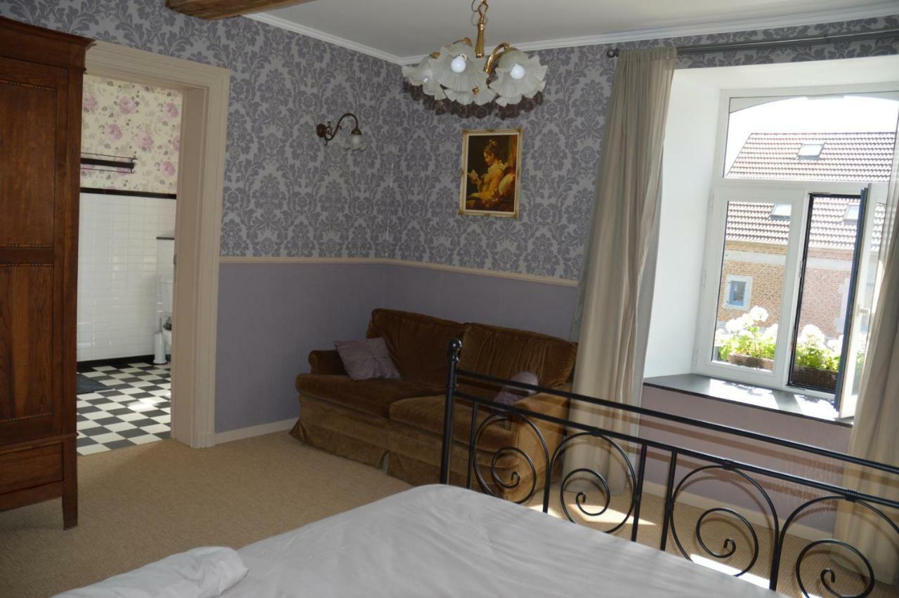 Aux 4 Saules De 4 Wilgen Bed & Breakfast Modave ภายนอก รูปภาพ