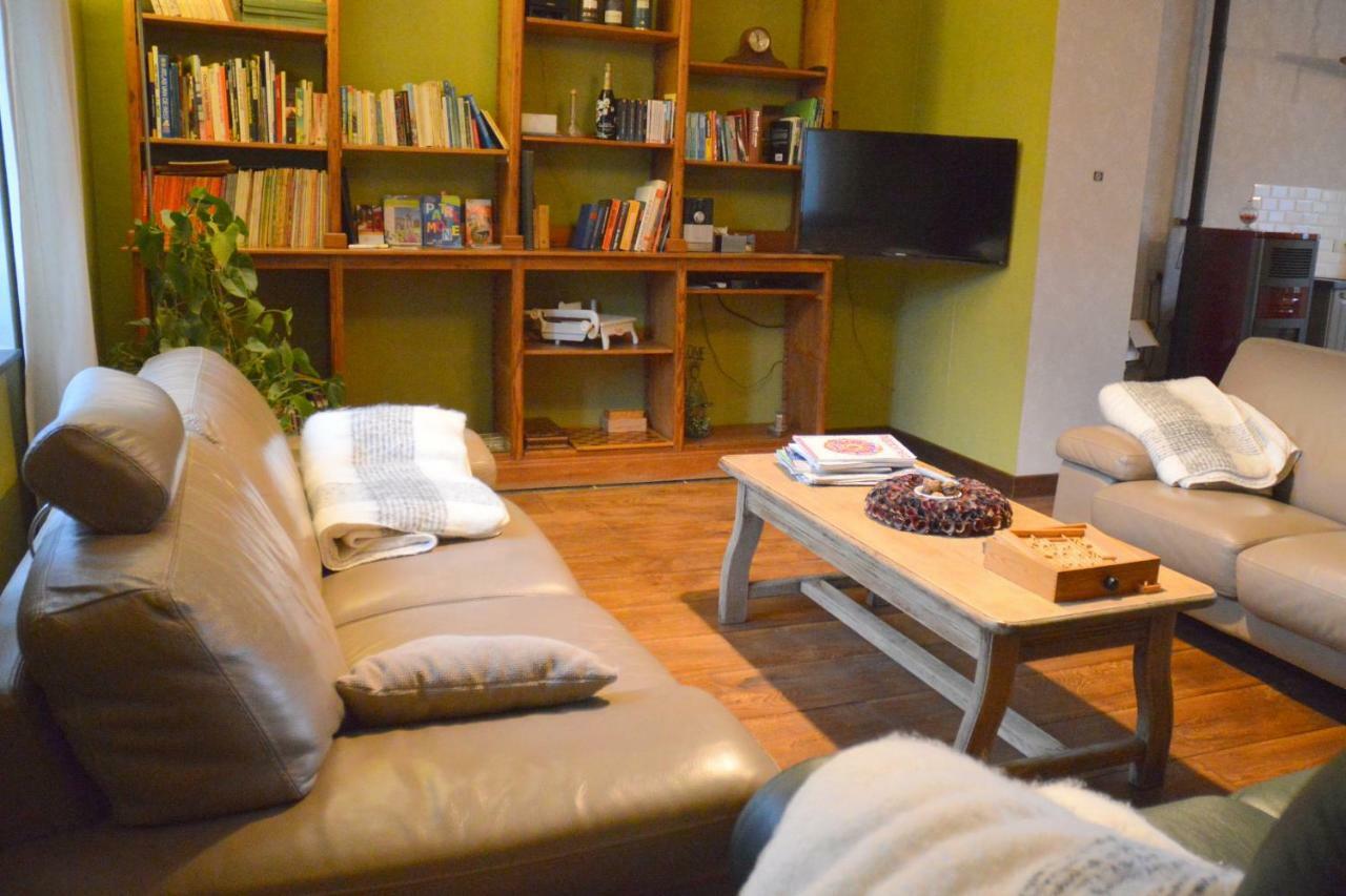 Aux 4 Saules De 4 Wilgen Bed & Breakfast Modave ภายนอก รูปภาพ